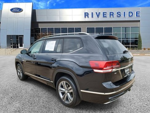 Used 2019 Volkswagen Atlas SE w/ Towing Package image 6