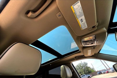 Used 2017 Jeep Grand Cherokee Overland image 13