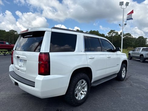 Used 2016 Chevrolet Tahoe LT image 3