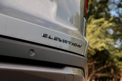 New 2026 GMC Terrain Elevation w/ Elevation Premium Package image 8