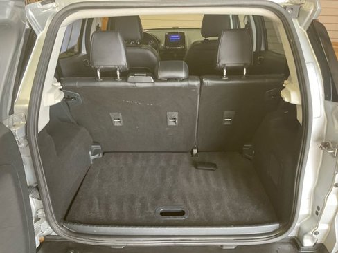 Used 2020 Ford EcoSport Titanium image 11