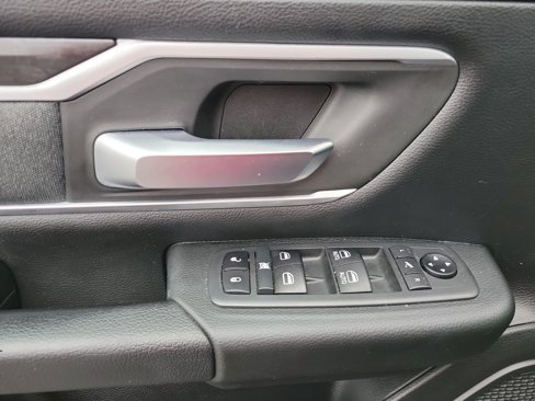 Used 2021 RAM 1500 Big Horn image 16