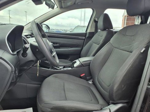 Used 2023 Hyundai Tucson SE image 11