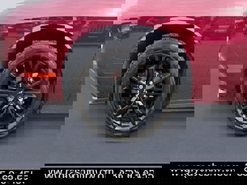 Used 2018 Dodge Challenger SXT w/ Blacktop Package image 9