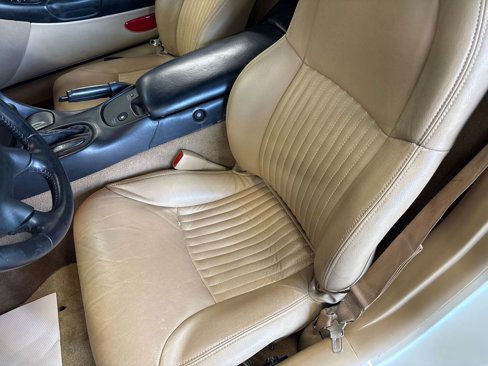 Used 2002 Chevrolet Corvette Coupe image 38