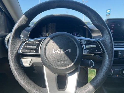 Used 2023 Kia Forte LXS image 14
