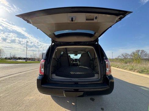 Used 2019 GMC Yukon SLT w/ Open Road Package image 14