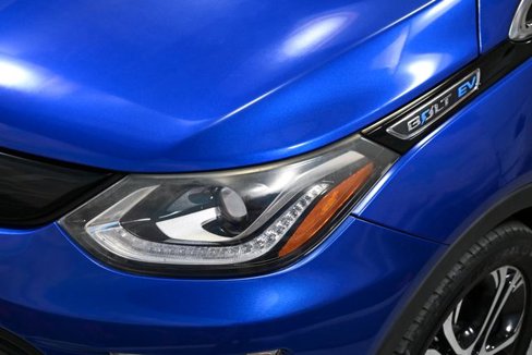 Used 2017 Chevrolet Bolt Premier w/ Driver Confidence II Package image 16