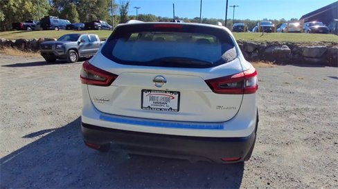 Certified 2022 Nissan Rogue Sport SL w/ Premium Package image 7