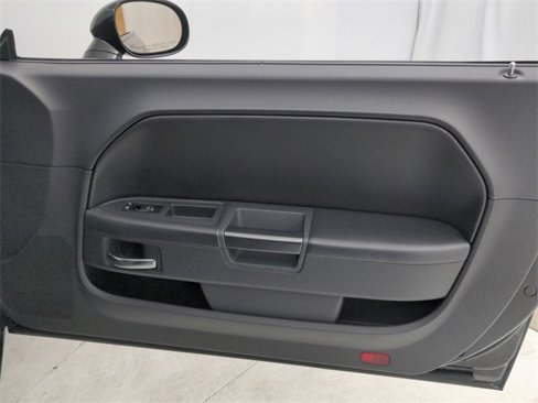 Used 2009 Dodge Challenger R/T image 36