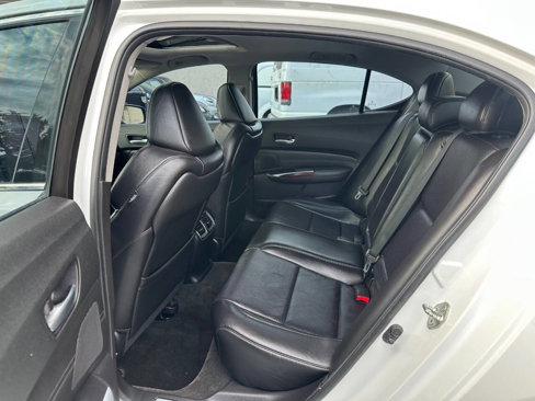 Used 2015 Acura TLX V6 SH-AWD w/ Advance Package image 11