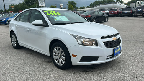 Used 2011 Chevrolet Cruze LT image 4