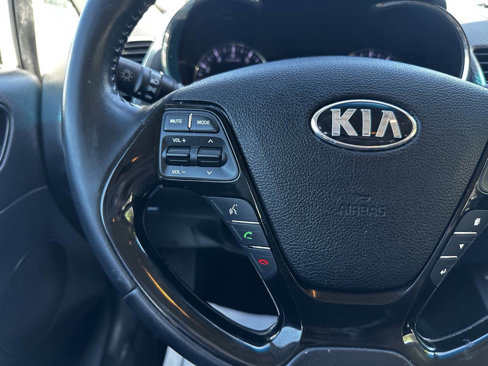 Used 2017 Kia Forte S w/ S Technology Package image 27