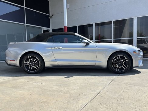 Used 2023 Ford Mustang Premium image 2