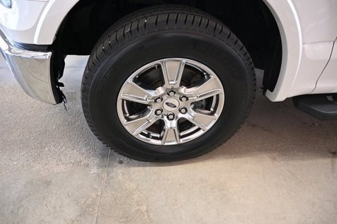 Used 2015 Ford F150 Lariat image 33