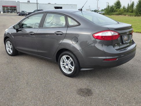 Used 2018 Ford Fiesta SE image 8