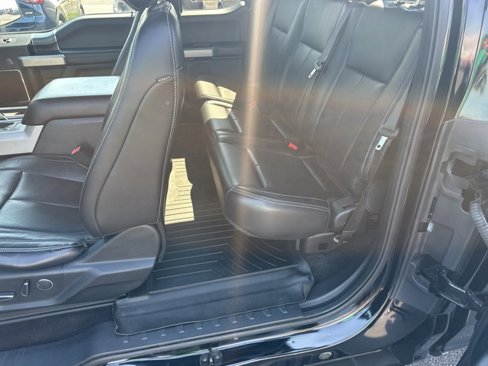 Used 2018 Ford F150 Lariat w/ Equipment Group 502A Luxury image 23