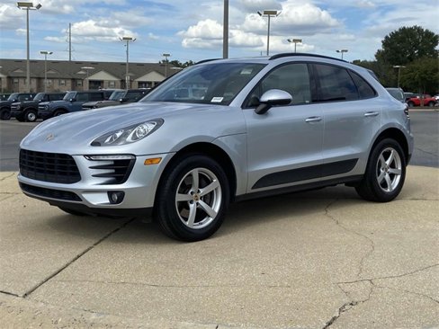 Used 2018 Porsche Macan image 5