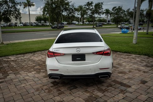 Used 2022 Mercedes-Benz C 300 Sedan image 6