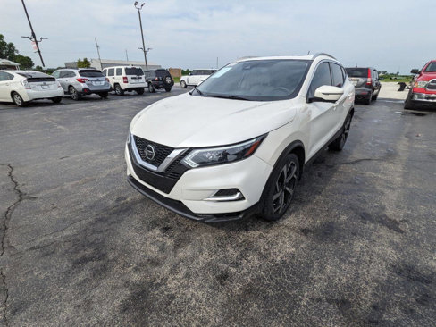 Used 2020 Nissan Rogue Sport SL w/ Premium Package image 4