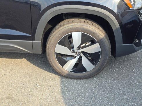New 2025 Volkswagen Taos S image 2
