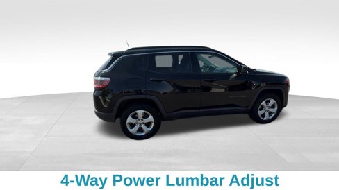 Used 2017 Jeep Compass Latitude w/ Popular Equipment Group image 34