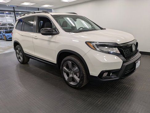 Certified 2019 Honda Passport Touring image 3