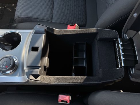 Used 2014 Ford Explorer XLT image 16