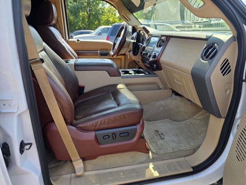 Used 2011 Ford F350 King Ranch w/ King Ranch w/Chrome Pkg image 39