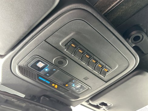 Used 2023 Ford Bronco Black Diamond image 16