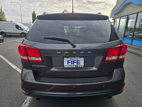 Used 2016 Dodge Journey SXT w/ Blacktop Package image 4