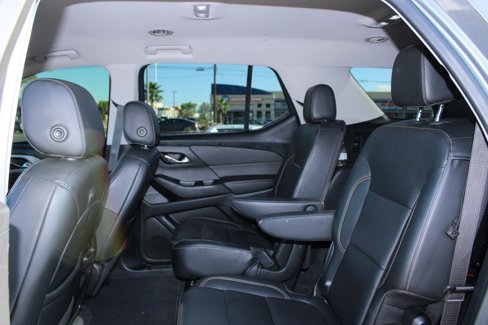 Used 2020 Chevrolet Traverse RS image 16