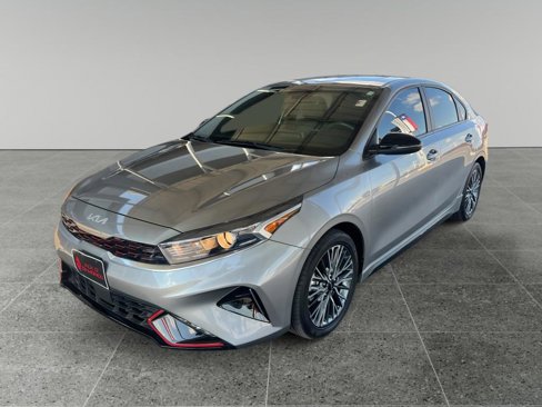Used 2023 Kia Forte GT-Line w/ GT-Line Premium Package image 5