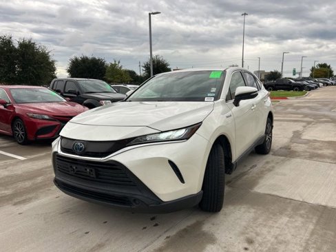 Used 2021 Toyota Venza LE image 8
