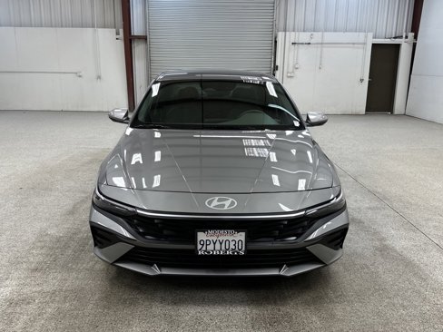 Used 2024 Hyundai Elantra Blue image 37