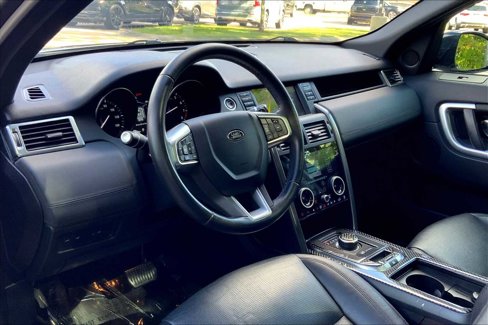 Used 2019 Land Rover Discovery Sport HSE image 16