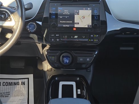 Used 2017 Toyota Prius Four image 17