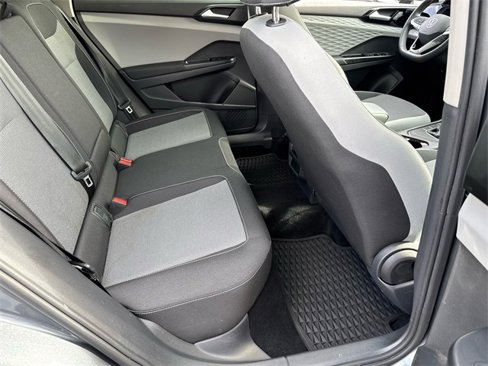 Certified 2022 Volkswagen Taos S image 14