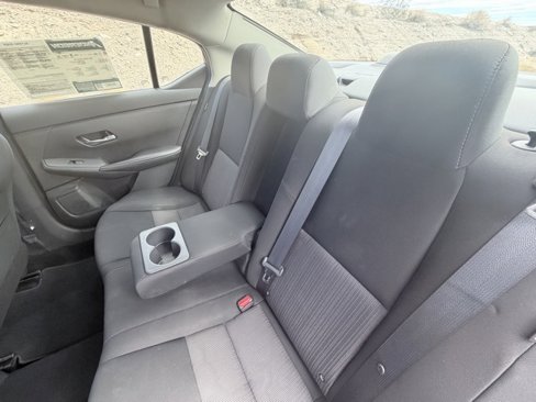 Used 2022 Nissan Sentra SV w/ Trunk Package image 24