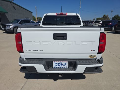 Used 2022 Chevrolet Colorado LT w/ LT Convenience Package image 4
