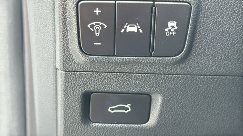 Used 2022 Kia K5 GT-Line image 12
