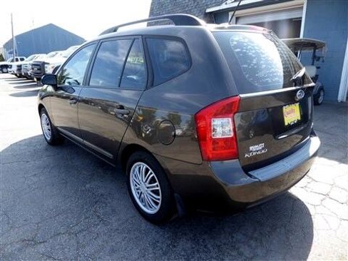 Used 2009 Kia Rondo LX image 8