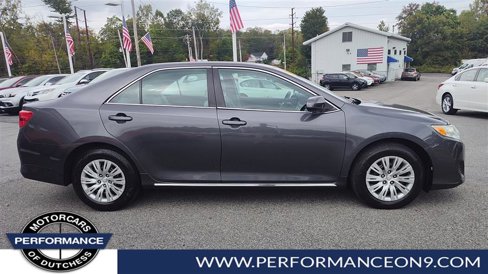 Used 2012 Toyota Camry LE image 2