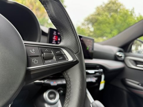 New 2023 Dodge Hornet GT w/ Track Pack image 11