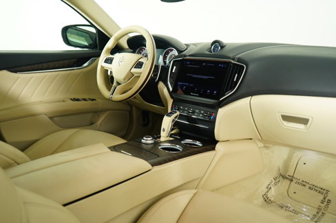 Used 2022 Maserati Ghibli Modena image 40