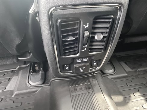 Used 2021 Jeep Grand Cherokee Trailhawk image 21