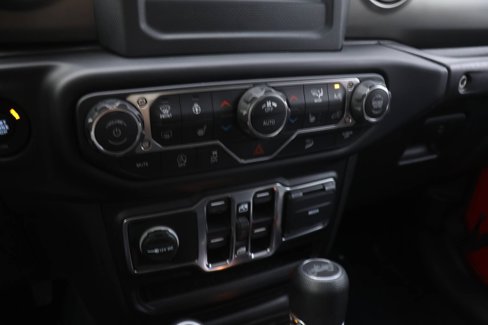 Used 2019 Jeep Wrangler Unlimited Sport S image 6
