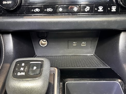 Used 2022 Nissan Pathfinder SV w/ SV Premium Package image 33