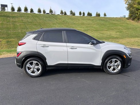 Used 2023 Hyundai Kona SEL image 9