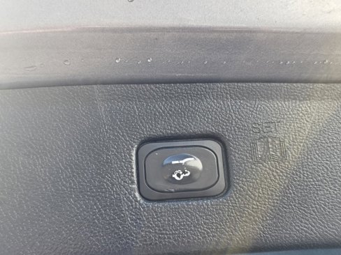 Used 2024 Ford Edge Titanium image 6
